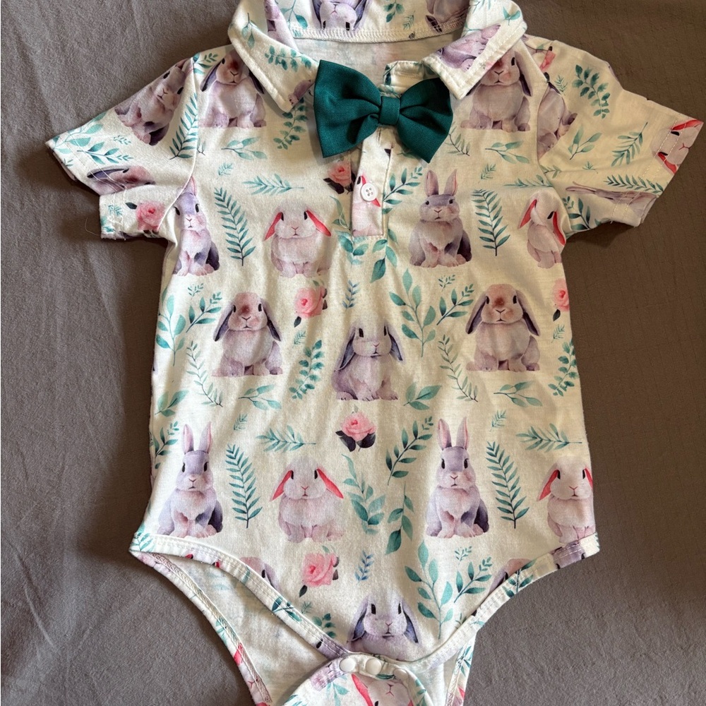 Adorable Bunny Print Onesie with Bow Tie
